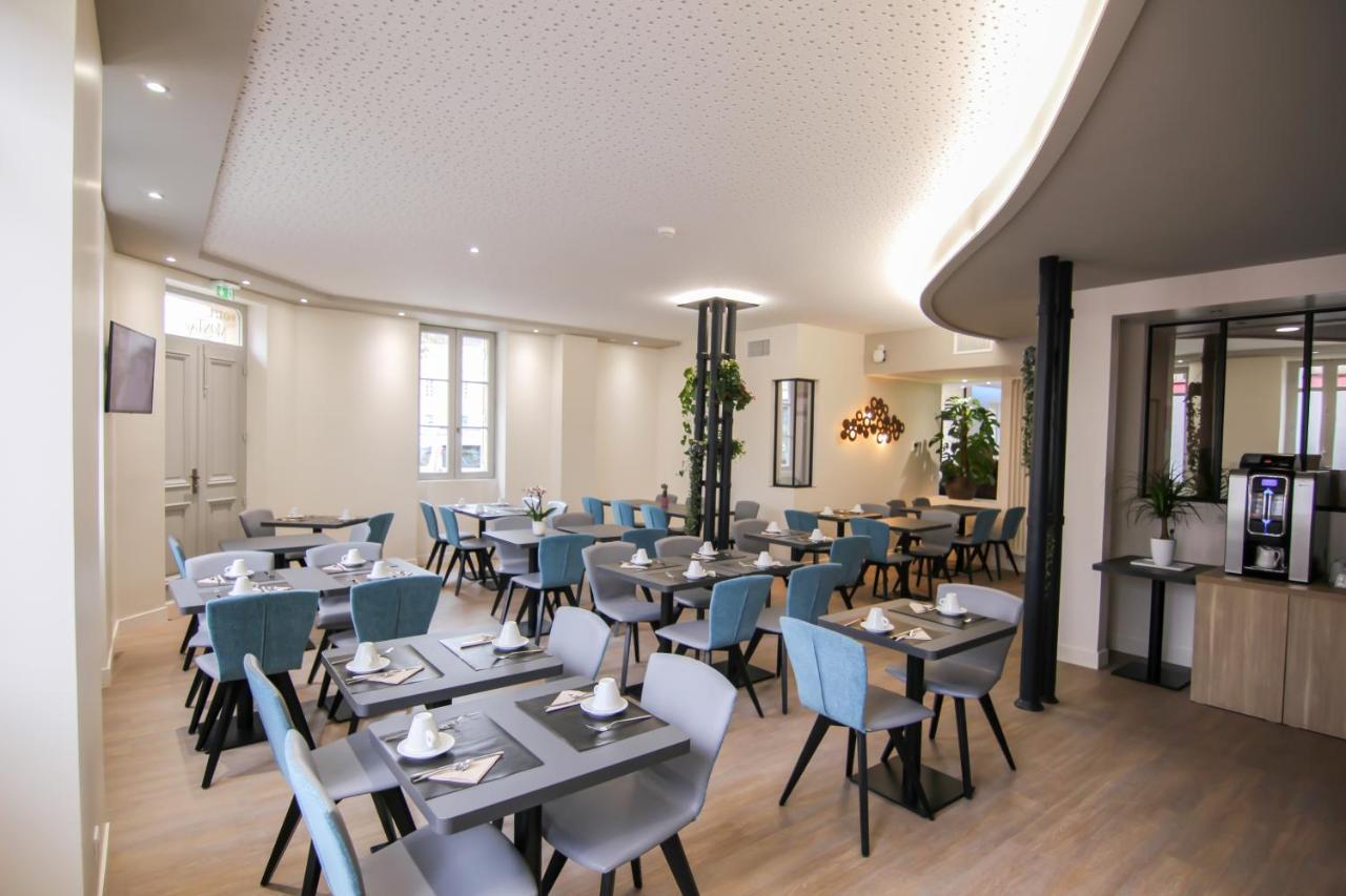 Hotel Montaigne Сарла-ла-Канеда Екстериор снимка