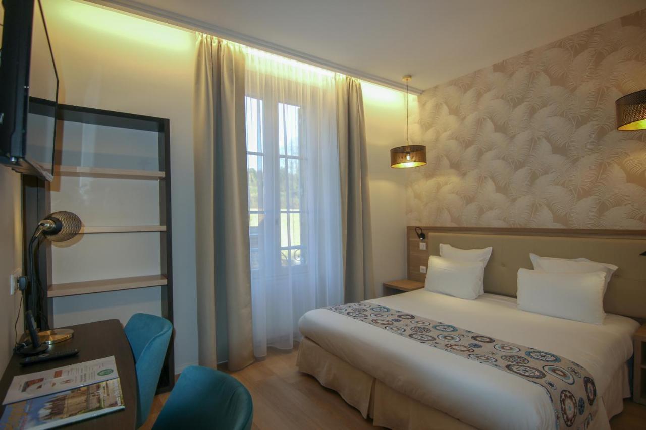 Hotel Montaigne Сарла-ла-Канеда Екстериор снимка