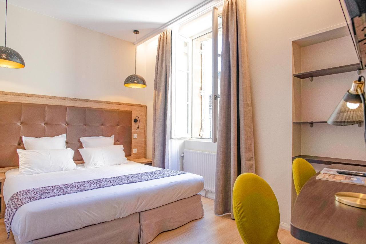 Hotel Montaigne Сарла-ла-Канеда Екстериор снимка